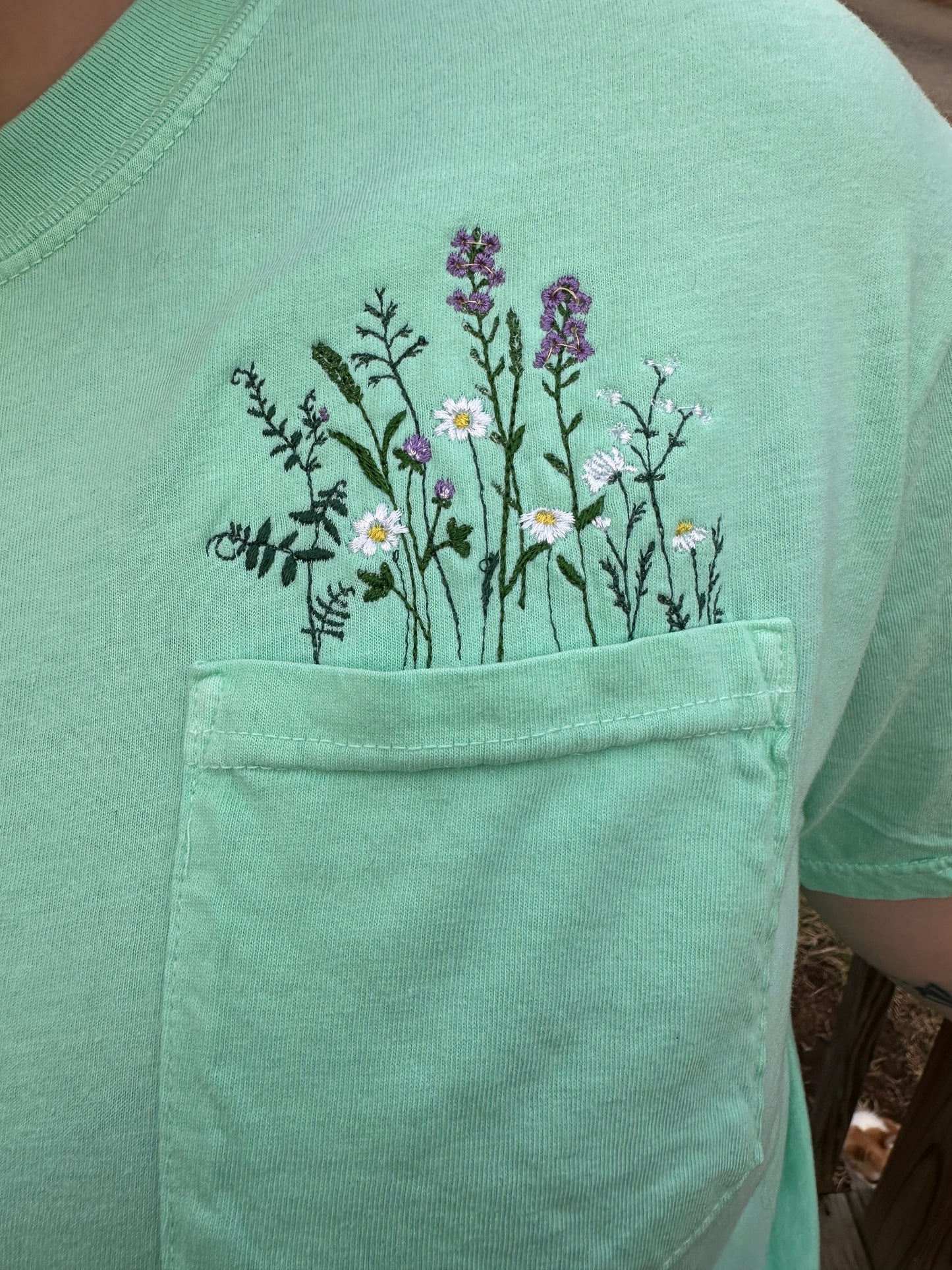 Wildflower pocket tee